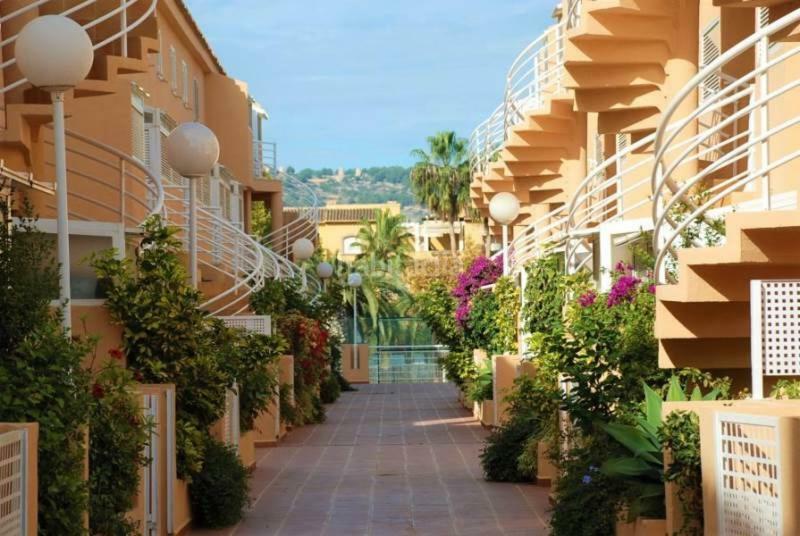 Arenal Park Apartment ฮาเวอา ภายนอก รูปภาพ
